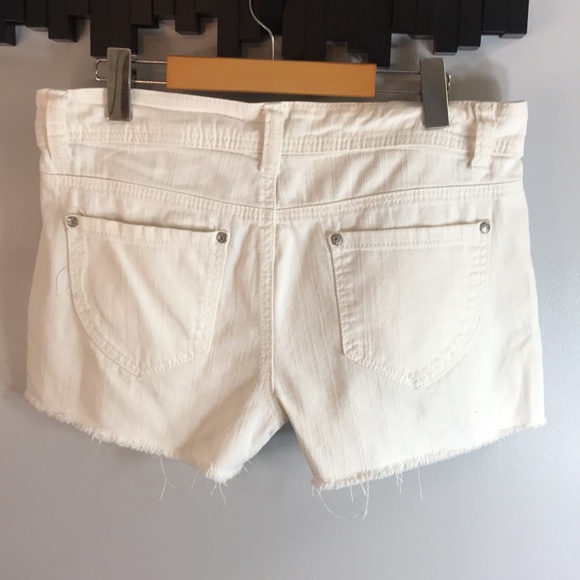 Bluecrush White Denim Shorts Size 11 - Picture 3 of 8